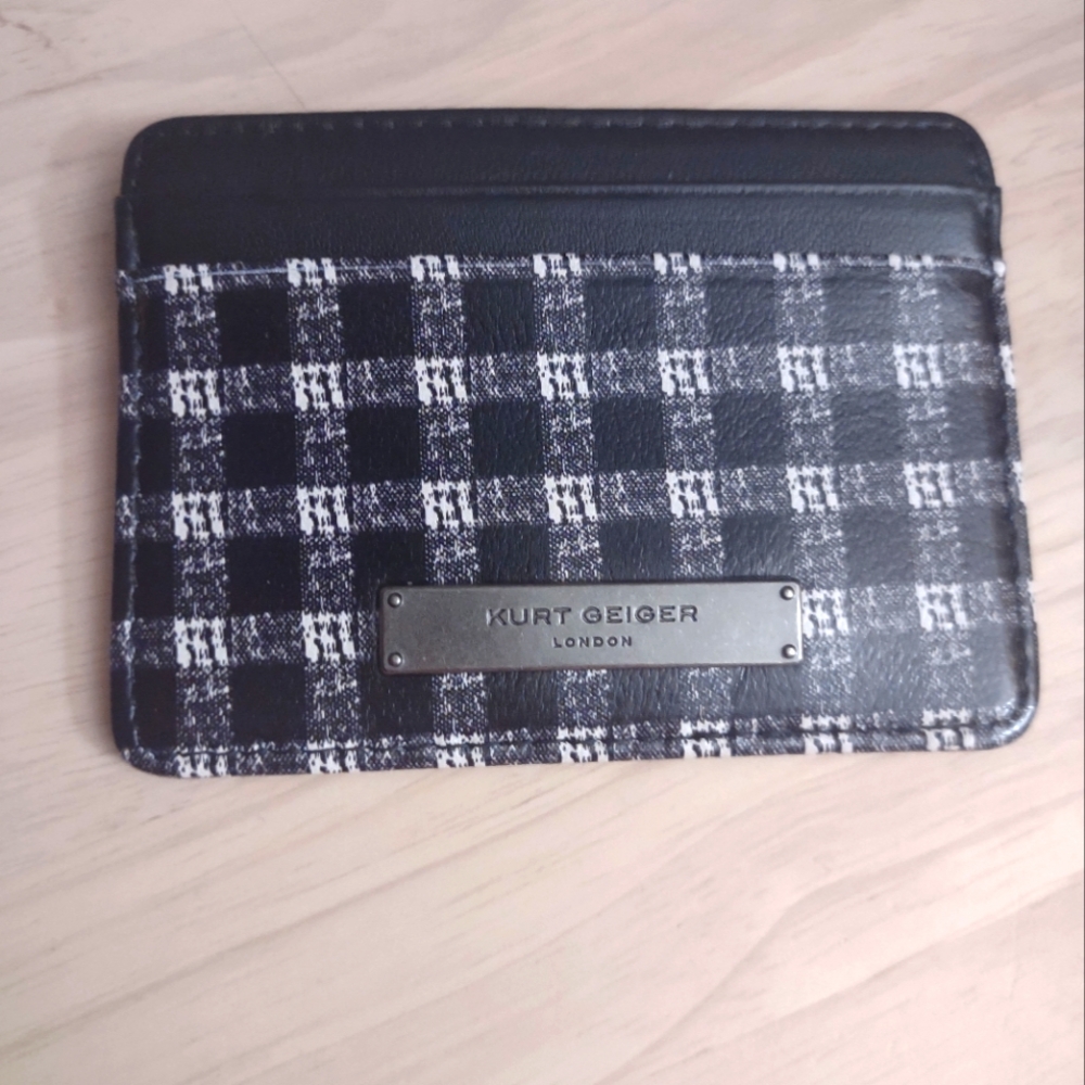 Kurt Geiger Black Plaid Leather Silver Metal Card Holder Wallet Accessory